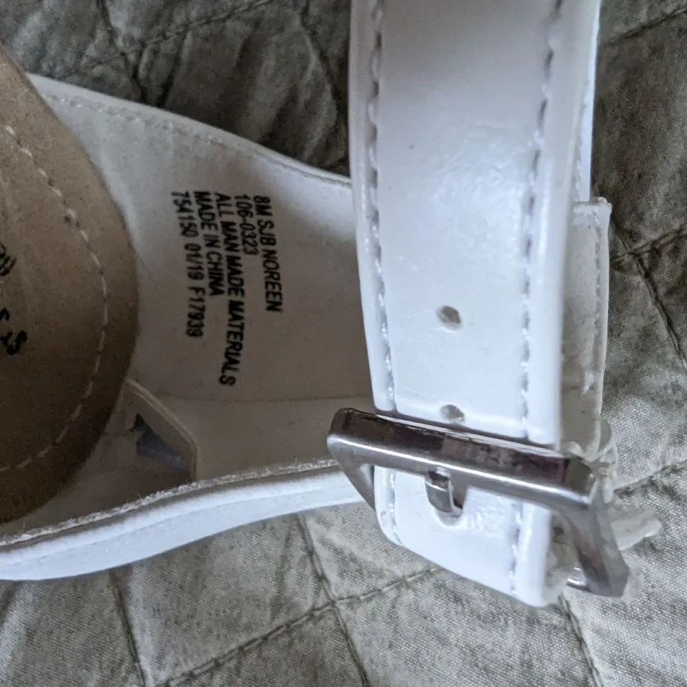 St John's bay white gladiator sandals size 8